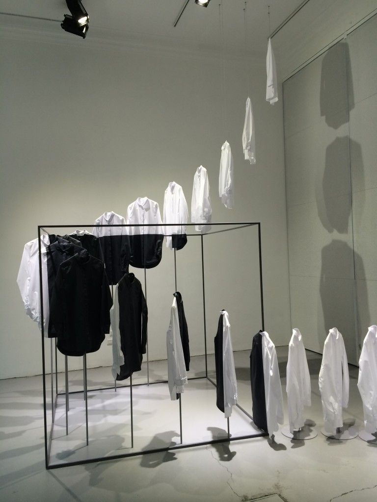Instalacion estudio Nendo para Cos